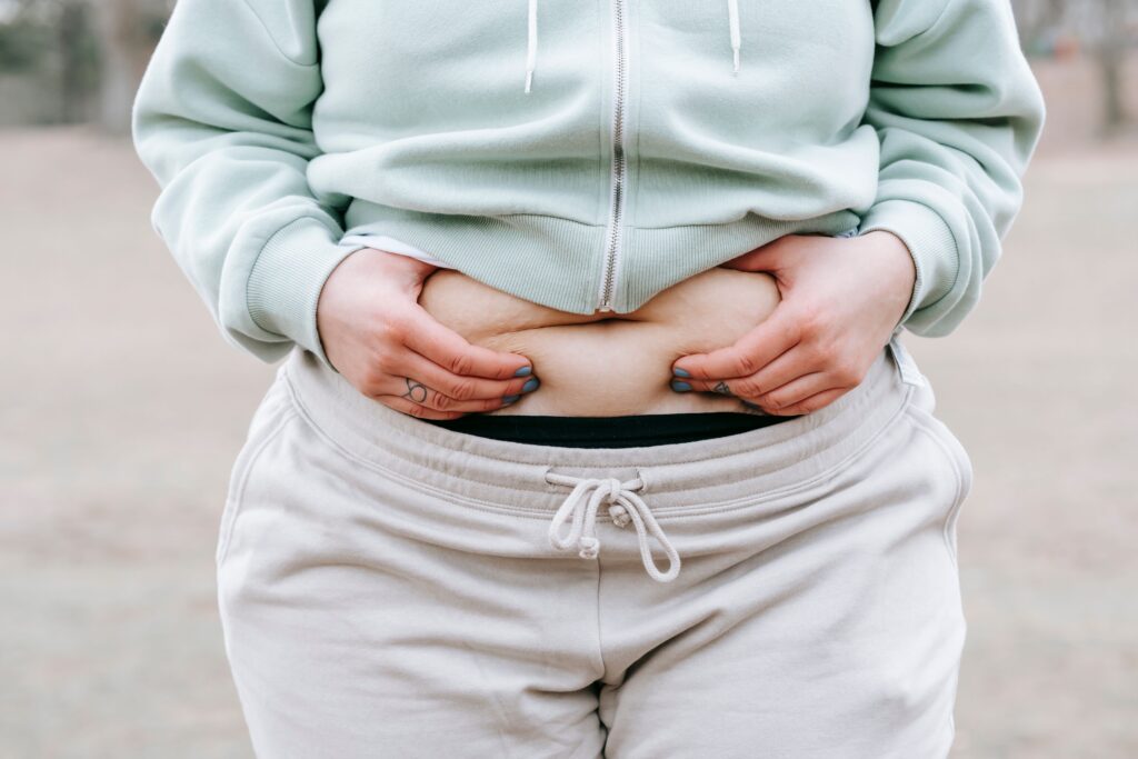 barriga inchada na menopausa